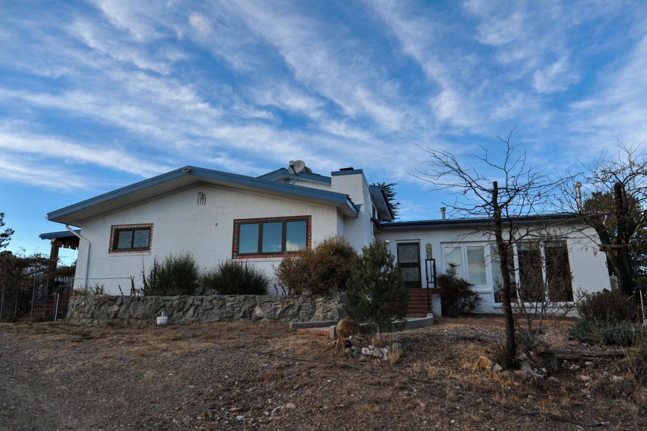 Heart And Wings Retreat Center Apartment Silver City Luaran gambar